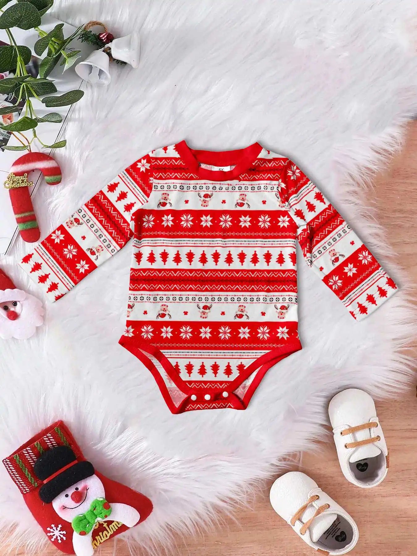Merry Xmas Family Look Pyjamas Short Sleeve O Neck Sleepwear Adults Kids Christmas Matching Pajamas Set Cute Print 2 Pieces Suit