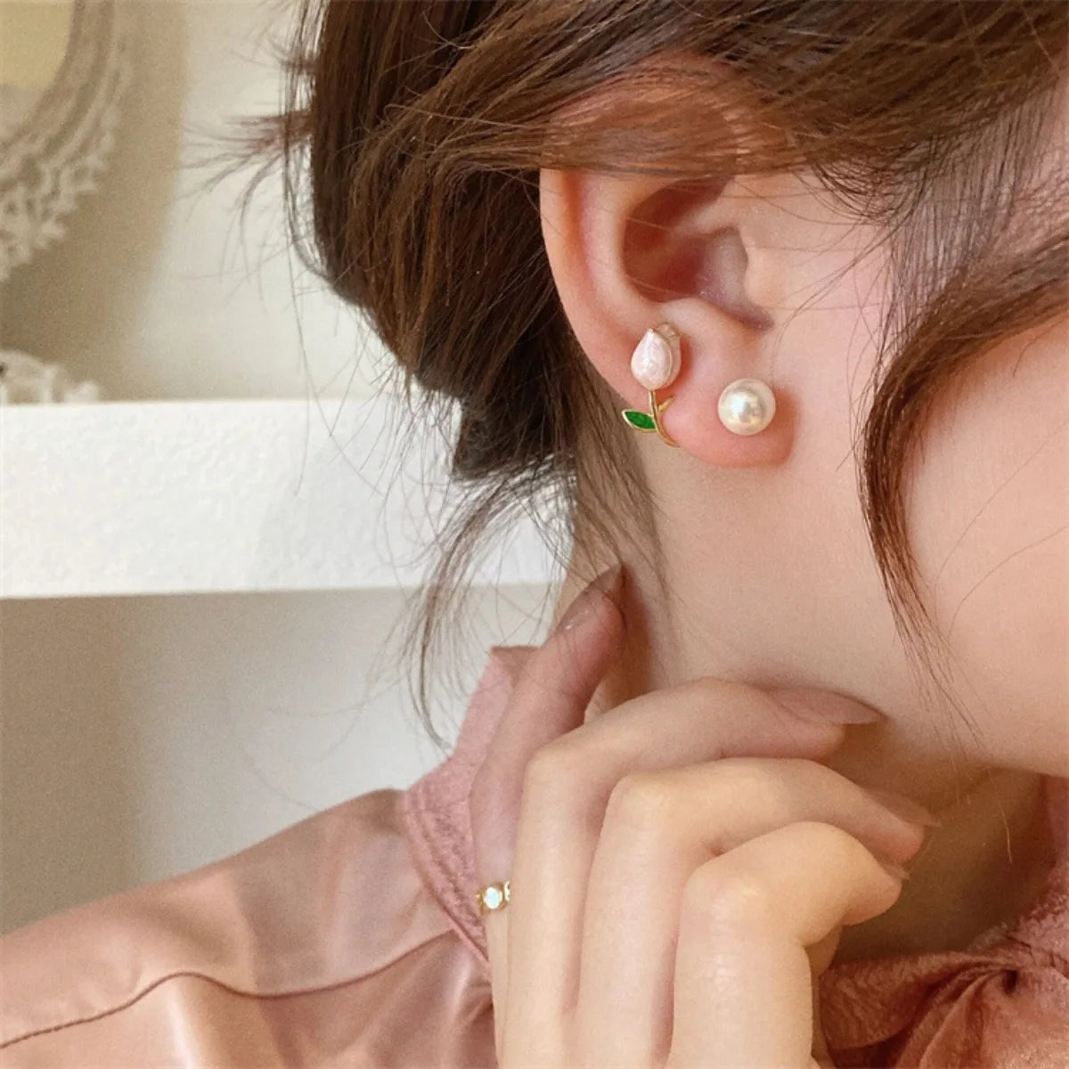 2pc French Tulip Flower Stud Earrings Light Luxury Imitation Pearl Earrings Women's Fashion Summer Female Ear Jewelry Party Gift
