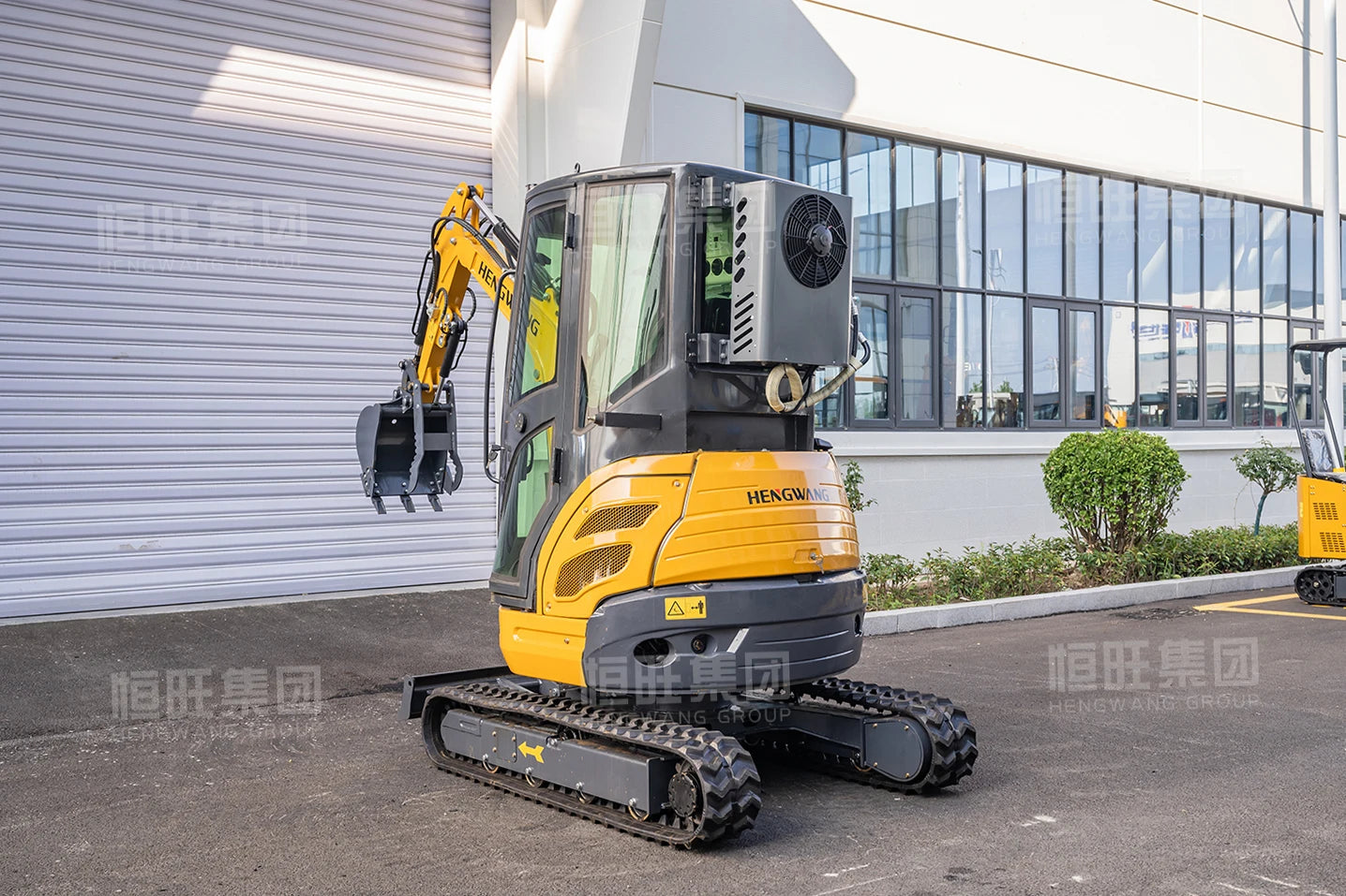 AC Cabin Mini Crawler Excavator Diesel Tractor 2.5 ton Hydraulic Compact Excavators 2 ton Mini Bagger Construction Machinery