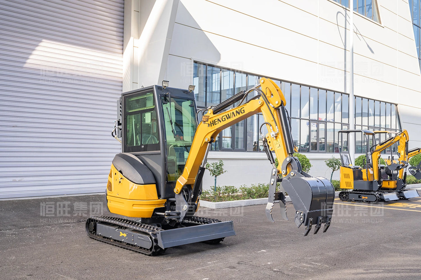 AC Cabin Mini Crawler Excavator Diesel Tractor 2.5 ton Hydraulic Compact Excavators 2 ton Mini Bagger Construction Machinery