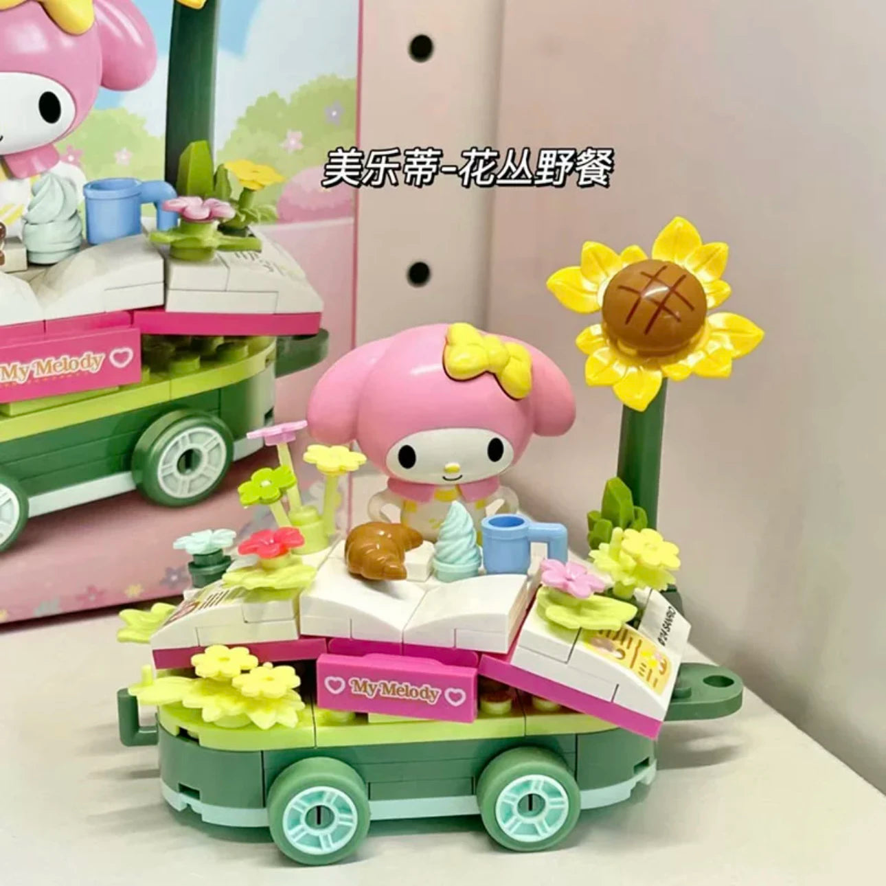 Sanrio Toy Building Blocks Hello Kitty Figurine Kuromi Melody Figure Toy Collection Dolls For Kids Christmas Gifts Toy