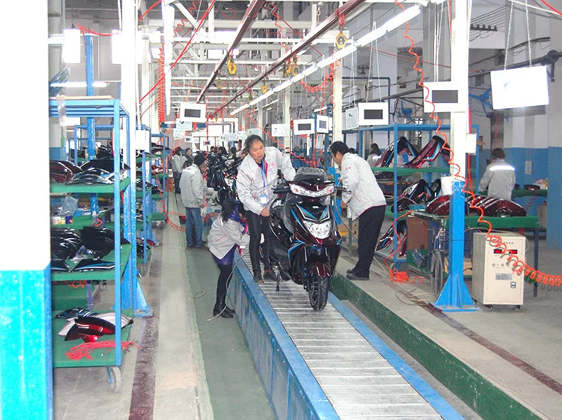 2025 New Style Cheap And Best Quality 2023 Sinski Cheap Price Motorcycle 400cc Automatic Motorcycle Customized Motorcycles