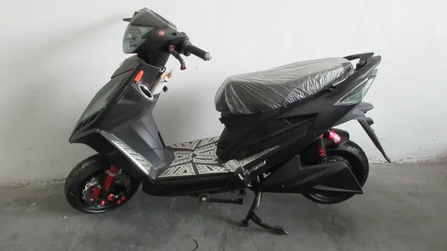 Introducing our highly anticipated 2025 model: a high-performance electric racing motorcycle, available with 40A and 50A power options, offered at a competitive factory price.