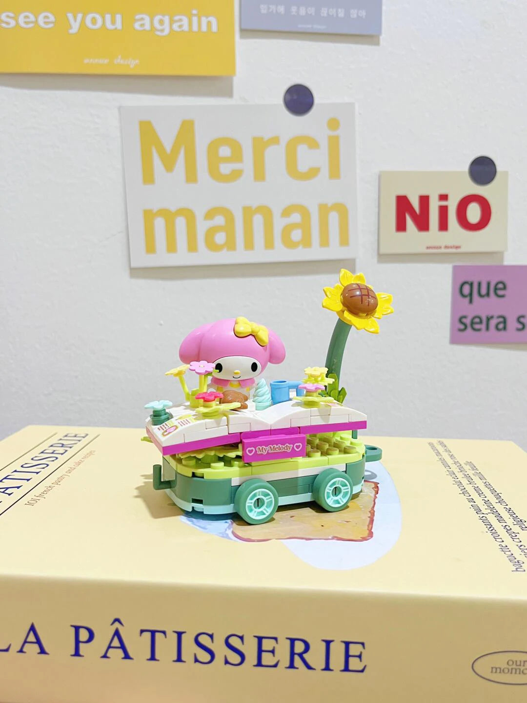 Sanrio Toy Building Blocks Hello Kitty Figurine Kuromi Melody Figure Toy Collection Dolls For Kids Christmas Gifts Toy