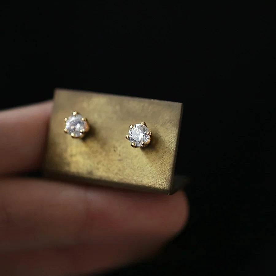 925 Sterling Silver Electroplated 18K Gold Simple Single Zircon Earrings for Women Temperament Classic Jewelry Accessories