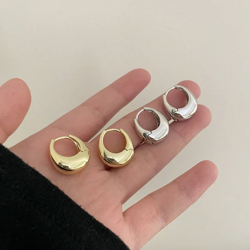 Punk Oval Hoop Earrings Metallic Geometric Ear Buckle Minimalist Style U-shaped Ear Buckle Daily Life Earring Accessories