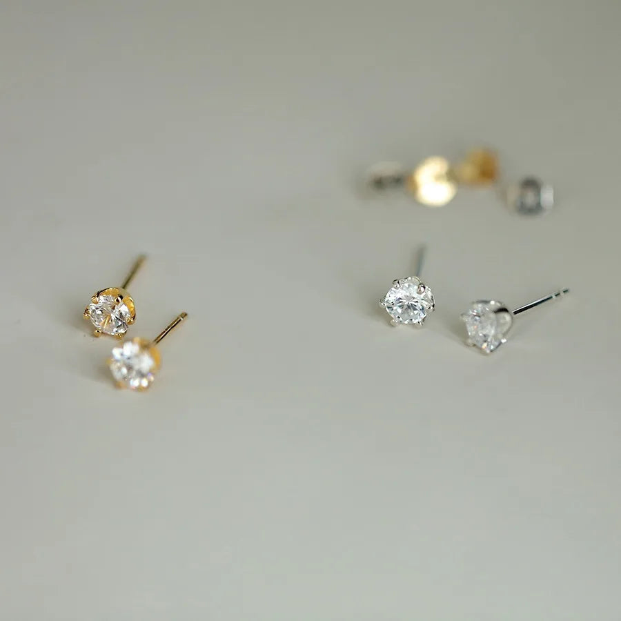 925 Sterling Silver Electroplated 18K Gold Simple Single Zircon Earrings for Women Temperament Classic Jewelry Accessories