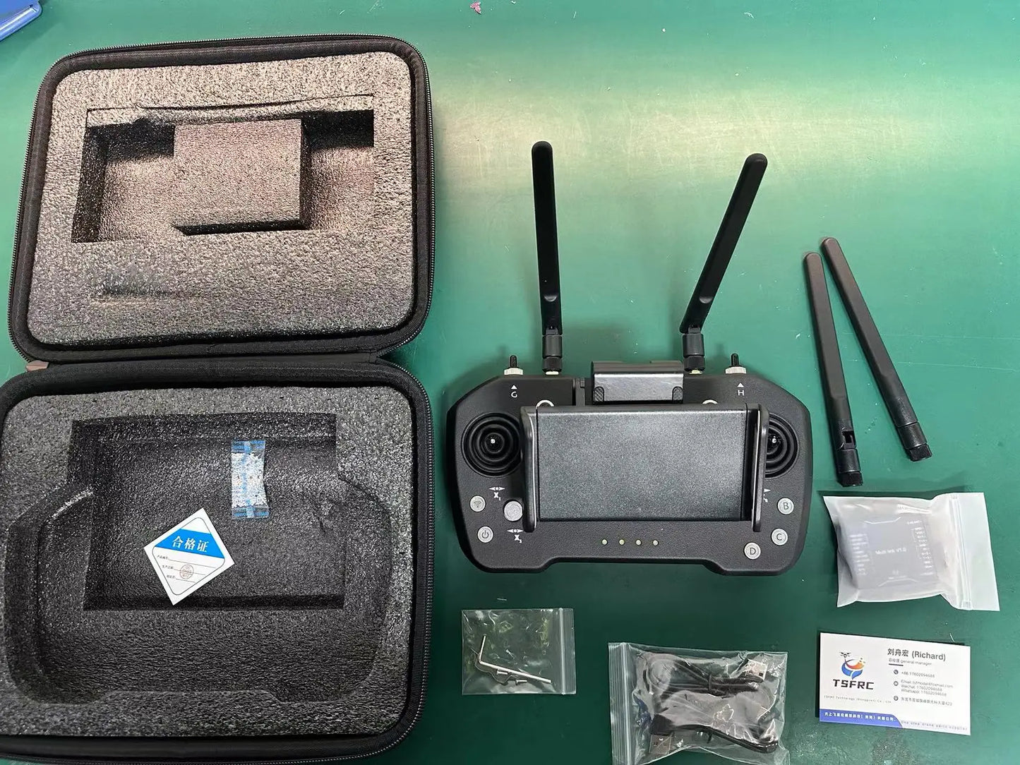 Skydroid T12 12-Channel Remote Control Three-body camera 20km digital map transmission remote control camera 4-in-1