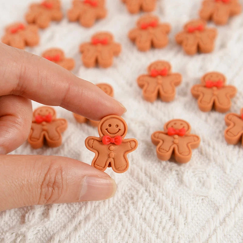 10/20Pcs Mini Gingerbread Man Resin Ornaments Christmas Decoration Flatback Cabochon Figurine Scrapbook DIY Jewelry Accessories