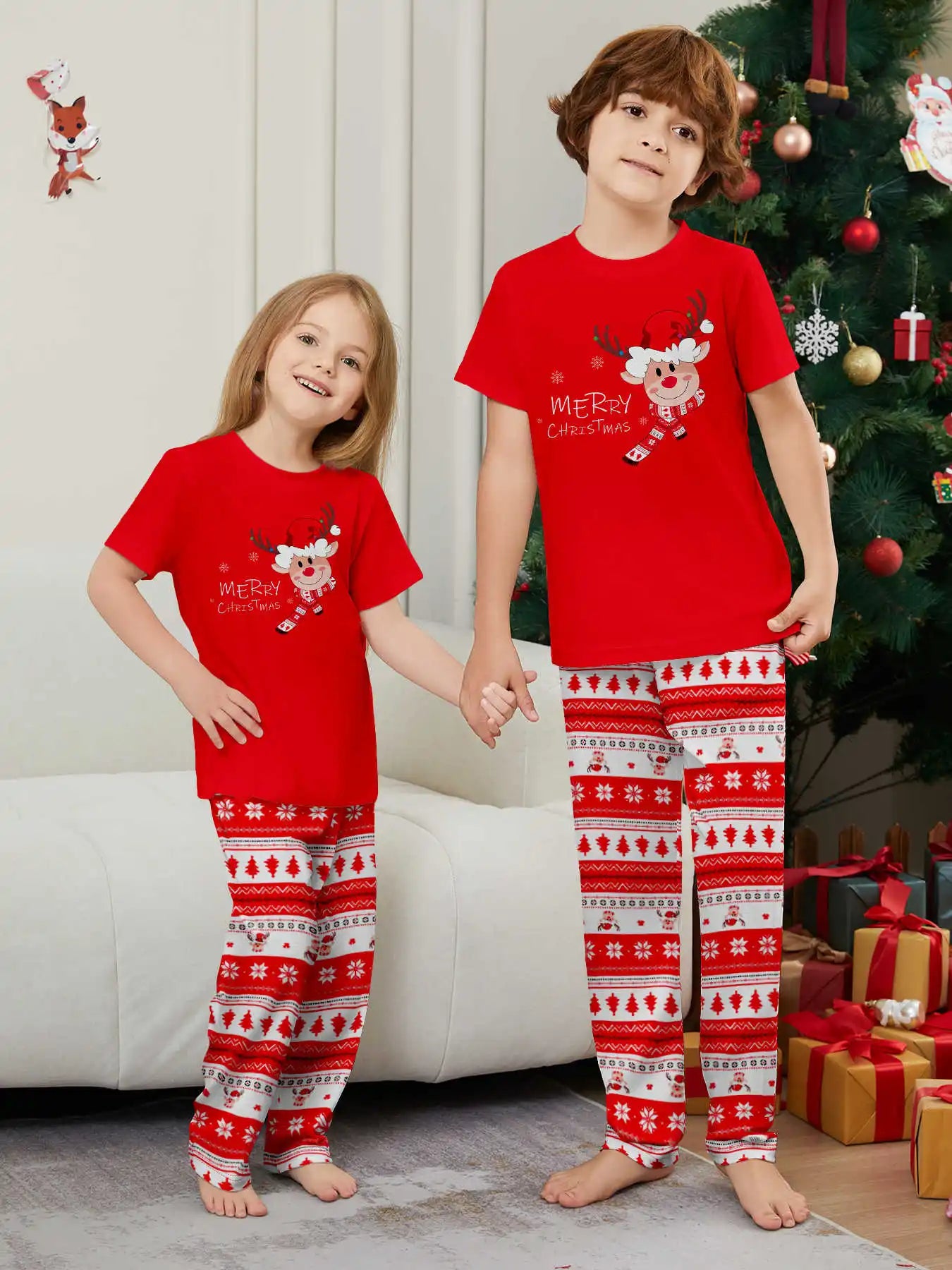 Merry Xmas Family Look Pyjamas Short Sleeve O Neck Sleepwear Adults Kids Christmas Matching Pajamas Set Cute Print 2 Pieces Suit