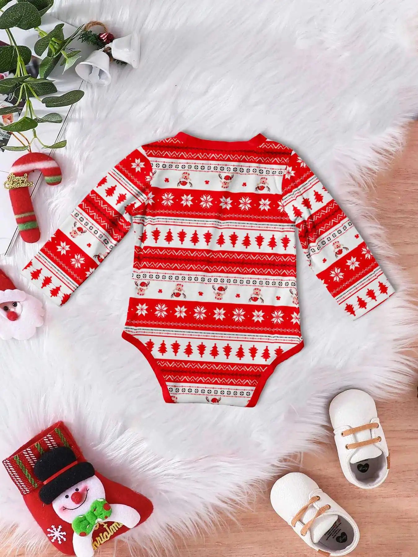 Merry Xmas Family Look Pyjamas Short Sleeve O Neck Sleepwear Adults Kids Christmas Matching Pajamas Set Cute Print 2 Pieces Suit